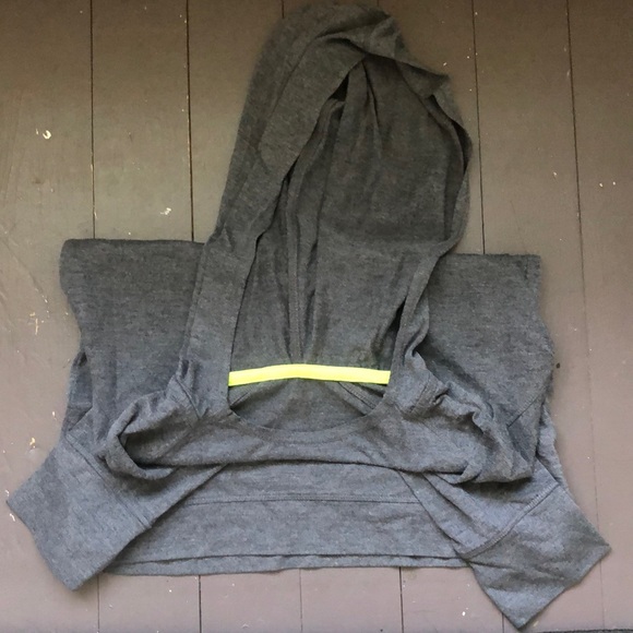 AVIA long sleeve athletic t-shirt with hood - Picture 2 of 3